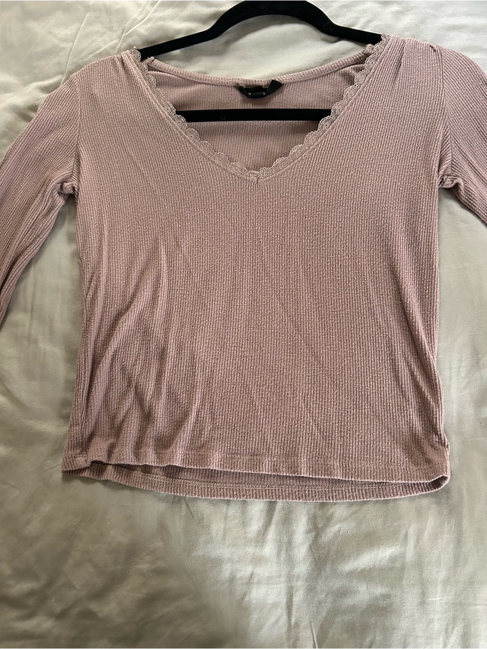 Self Esteem Ribbed V-Neck Long Sleeve Top in Dusty Pink